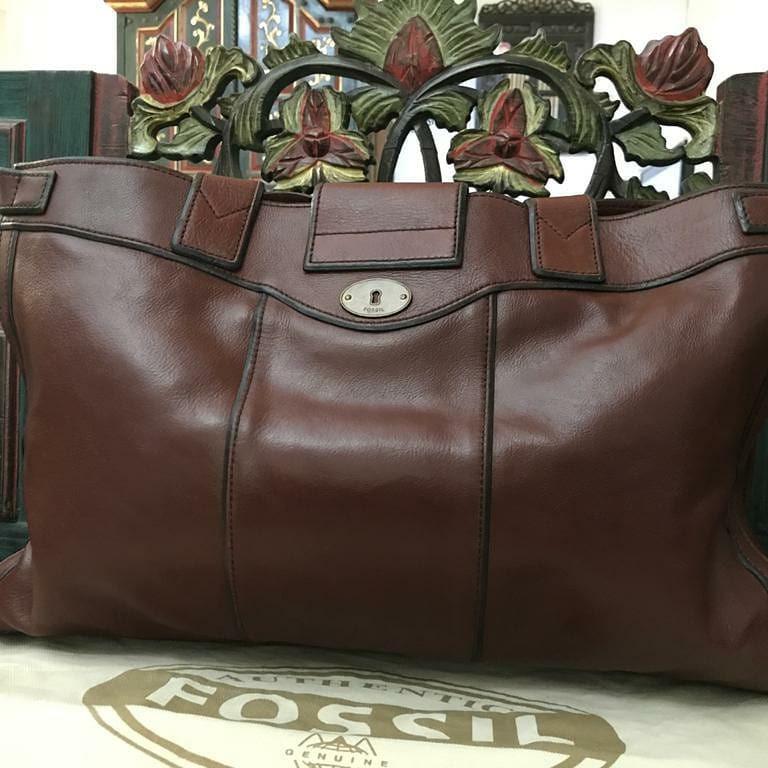 Fossil vintage top reissue weekender