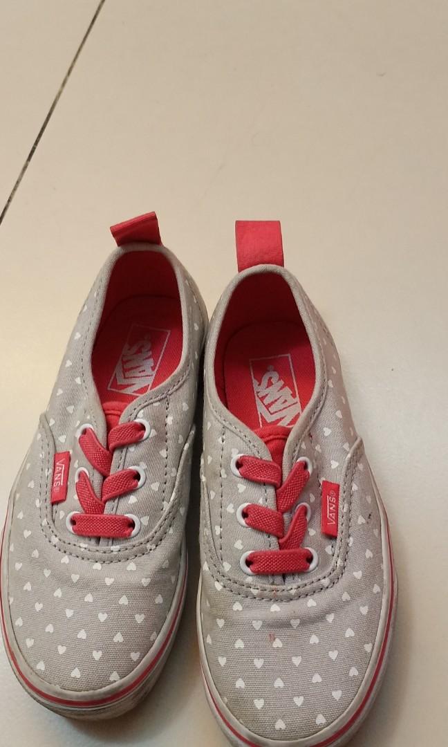 Vans sneakers shoes 12.5 (Category: Babies & Kids Fashion) located in San Juan City. Submitted by stephyap1 (Listing ID 279158997, Image 1). Description: Excellent condition, barely used.