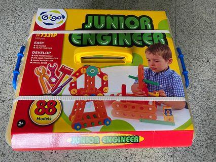 Brand new GIGO junior engineer set