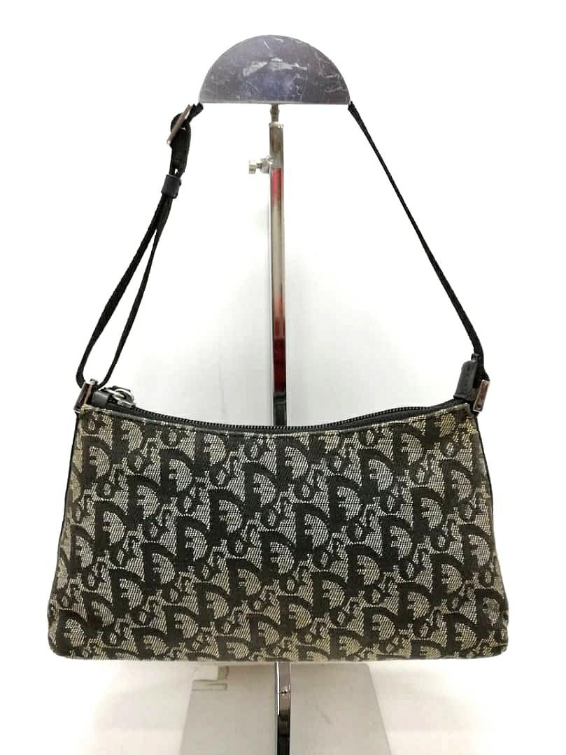 Dior monogram shoulder bag 2025