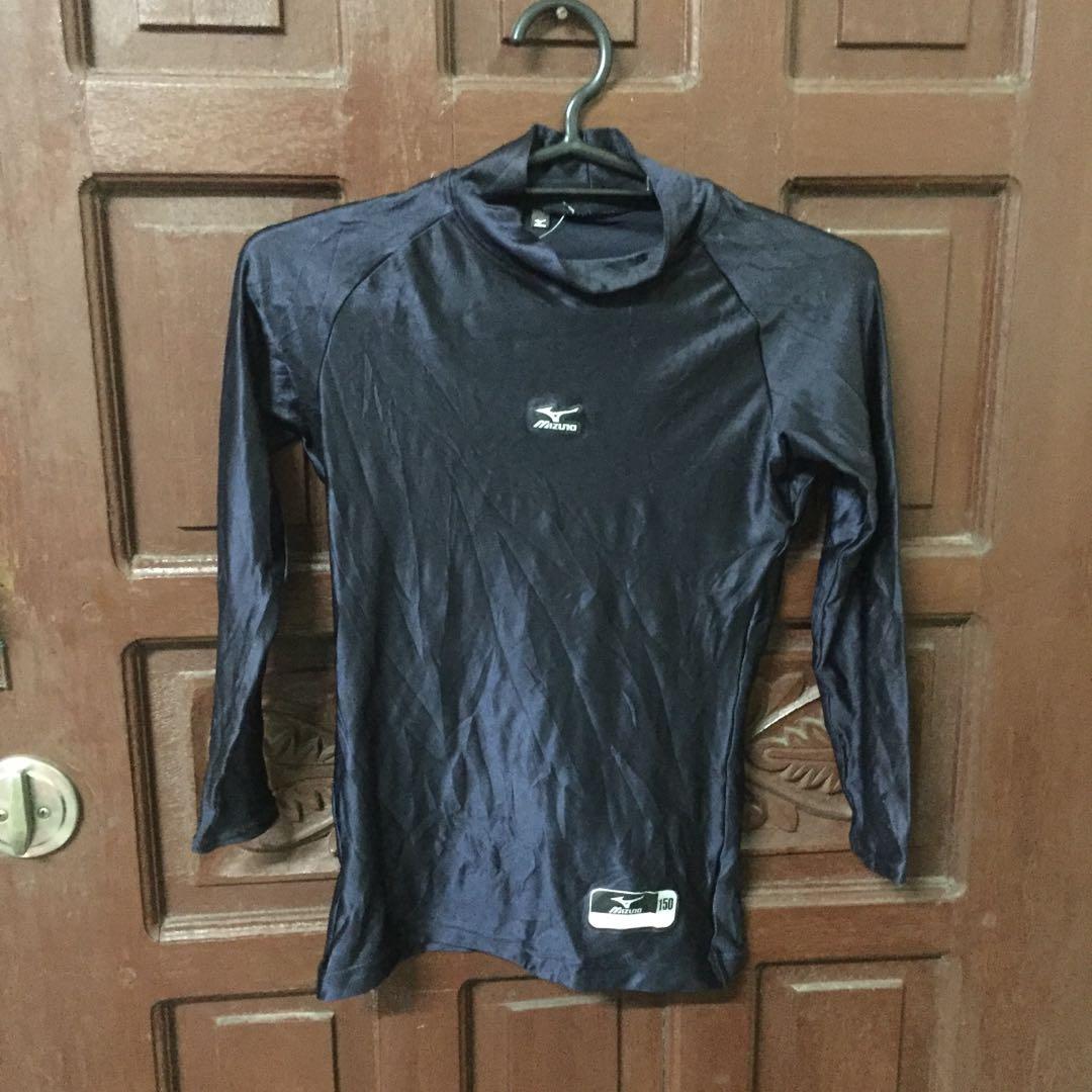 Black Mizuno rashguard Men s Fashion Activewear on Carousell