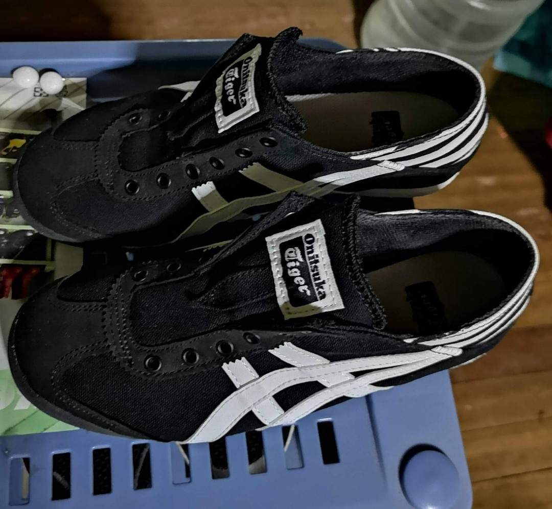 onitsuka tiger sm aura