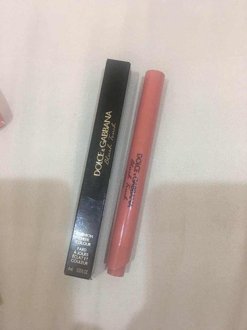 Dolce Gabbana blush touch Kesehatan Kecantikan Rias Wajah di