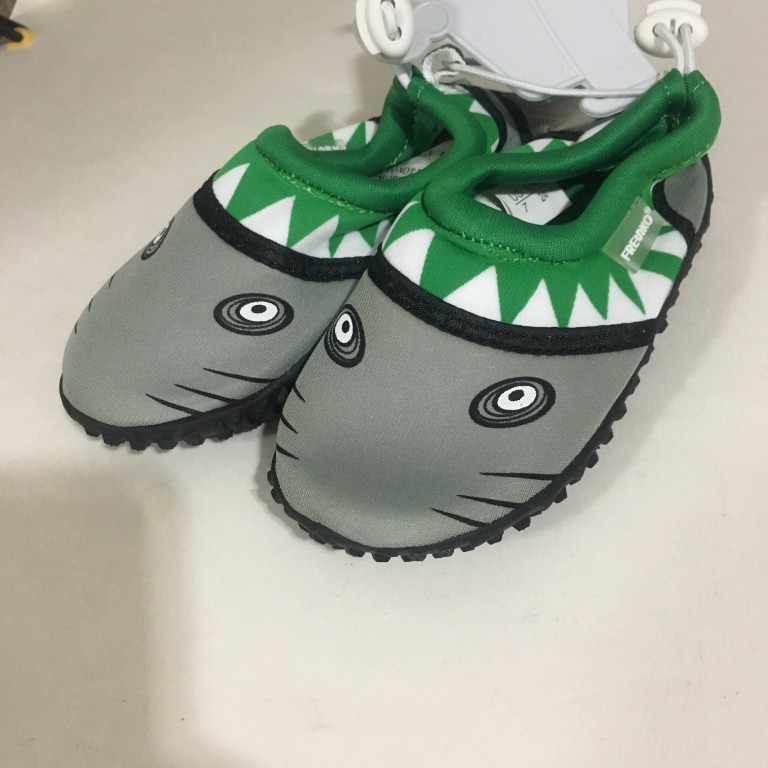 Kids Shark Aqua Water Shoes (Size US 7)