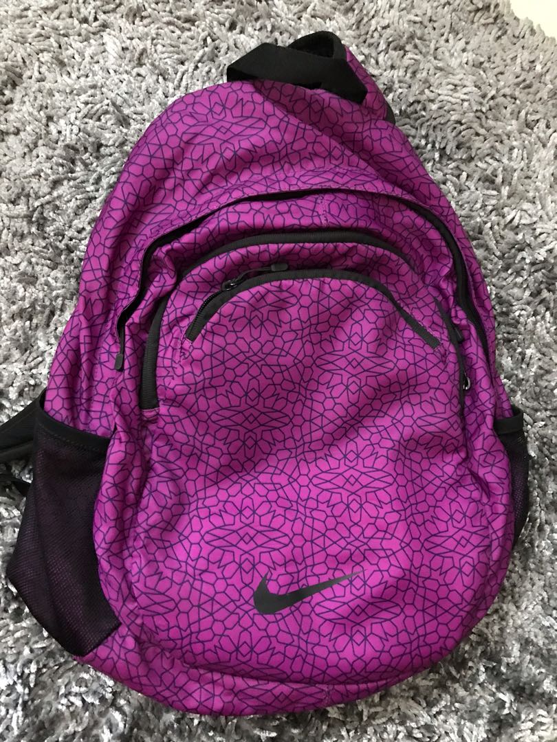 NIKE BACKPACK, Women's Fashion, Bags & Wallets, Backpacks on Carousell