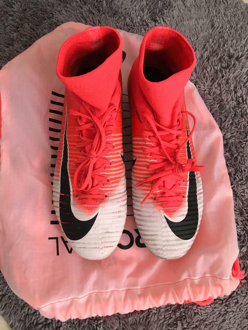 nike mercurial superfly pink