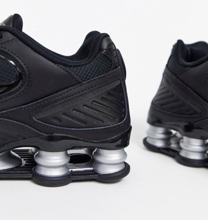 Nike Shox Enigma 9000 Trainers in black and silver Women s