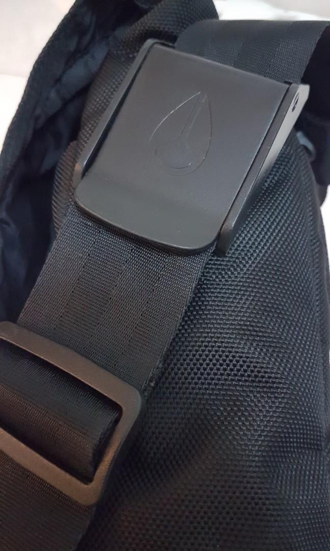 Nixon Sling Bag, Men's Fashion, Bags, Sling Bags on Carousell