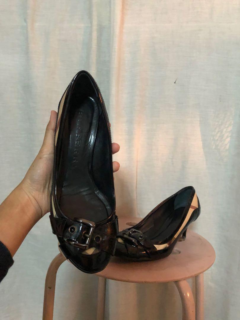 burberry heels price