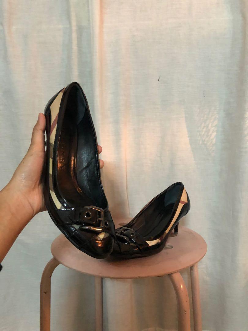 burberry heels price