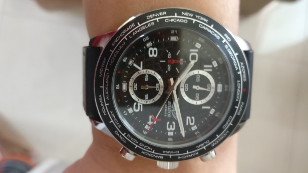 Safra aviator watch clearance