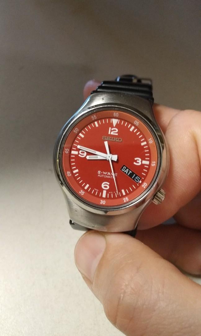 Vintage Seiko S-wave automatic sports watch diver 7s26, Men's Fashion,  Watches & Accessories, Watches on Carousell