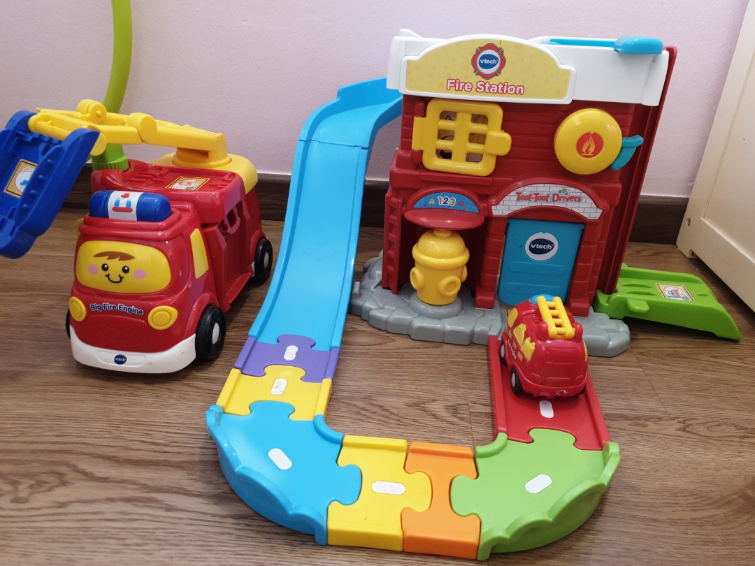 Vtech Fire Station, Hobbies & Toys, Toys & Games on Carousell