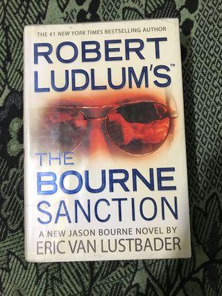 Robert Ludlum‘s Bourne Sanction (hard bound)