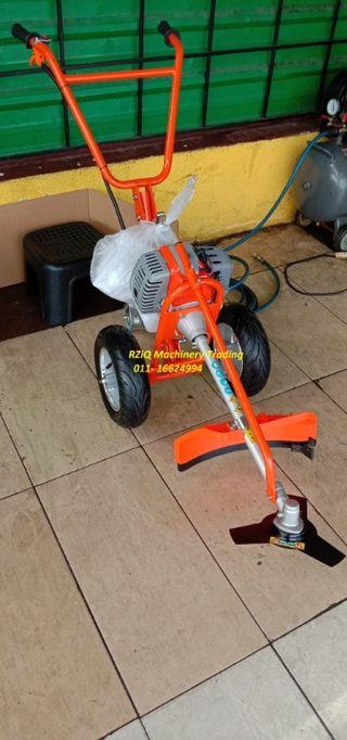 24 Lawn Mower Mesin Rumput Tolak Padang Bola Hijau Engine 6 5hp