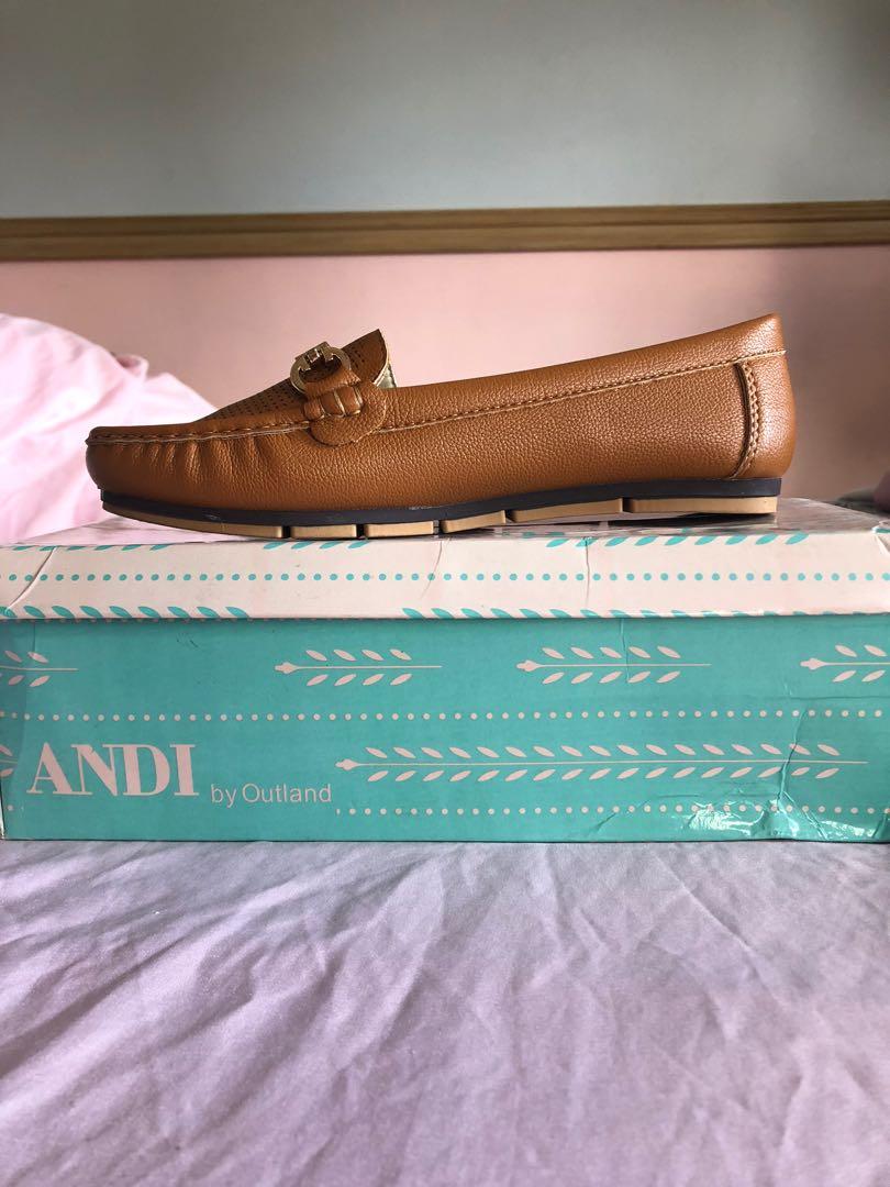 andi slip on shoes