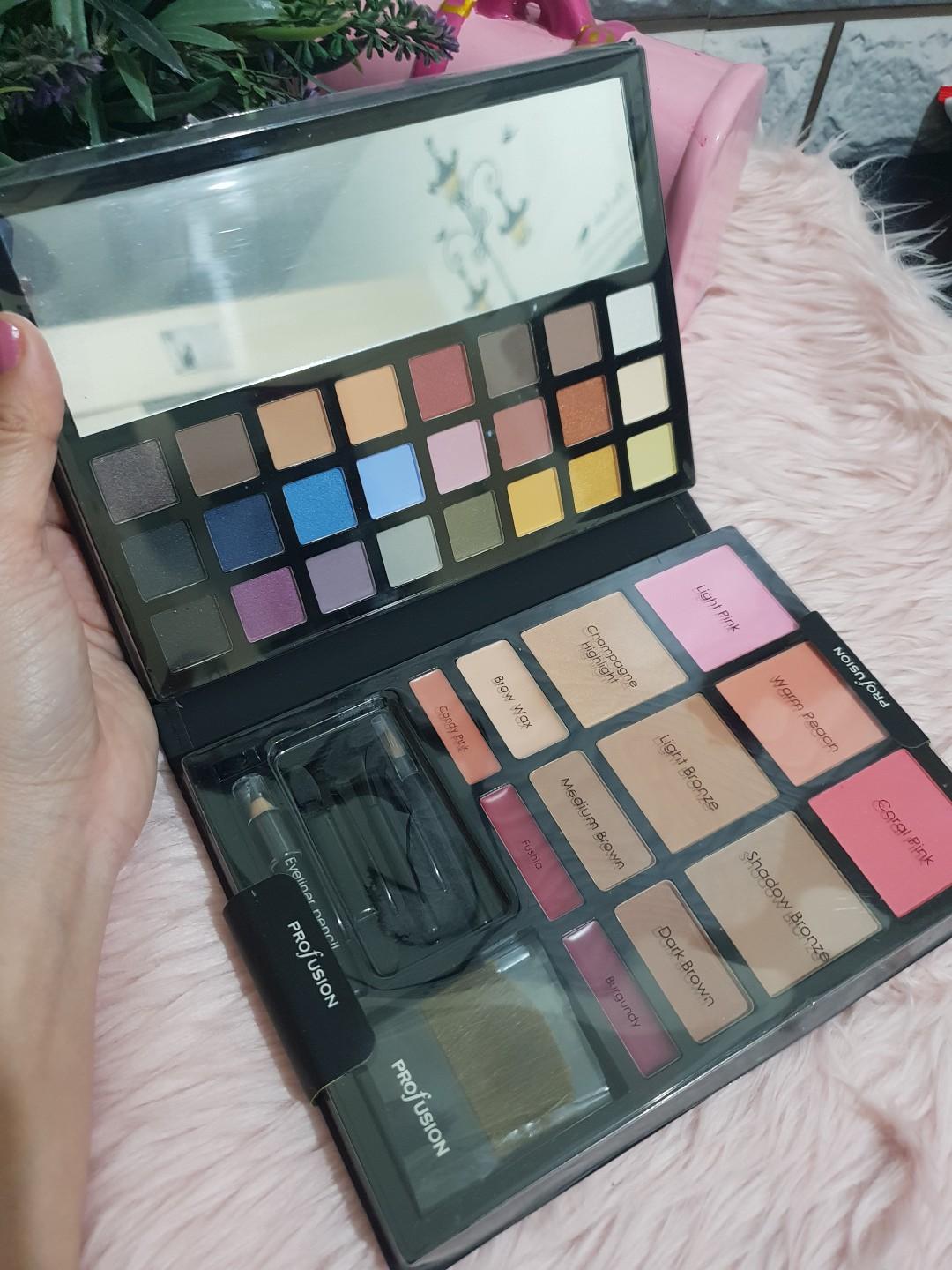 Profusion face palette from usa (Category: Makeup) located in Makati City. Submitted by mylittlechicshop (Listing ID 279447846, Image 1). Description: brand new from Usa!! 💯guaranteed original from Us or moneyback if guaranteed fake! isa sa mga dala makeup ng brother ko nung umuwe siya recently sa pinas. hindi naman namin maggamit so need to sell it nalang. pls see actual photos, super sulit ng mga palettes on hand and ready to ship.