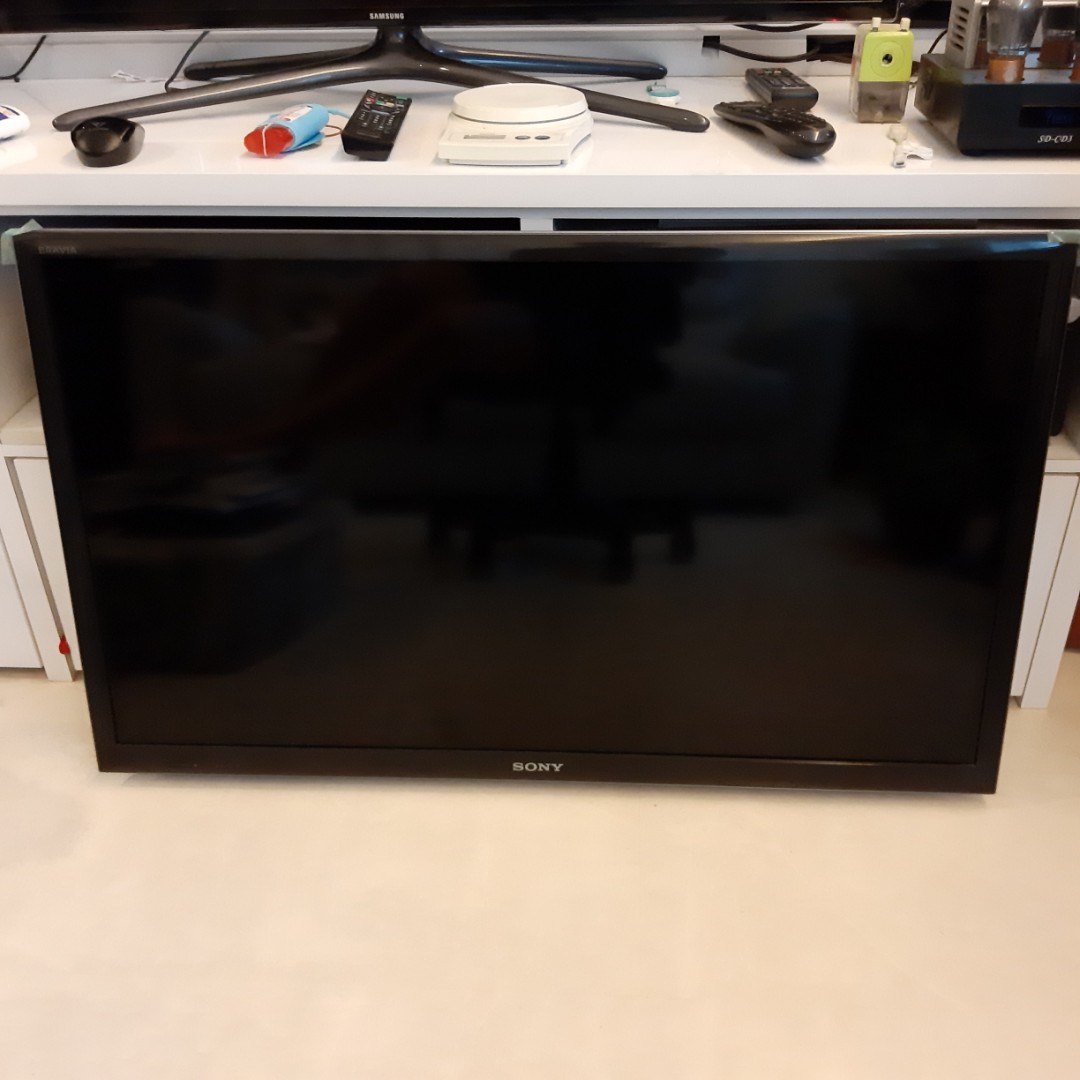 Spoilt Sony TV, Home Appliances, TVs & Entertainment Systems on Carousell