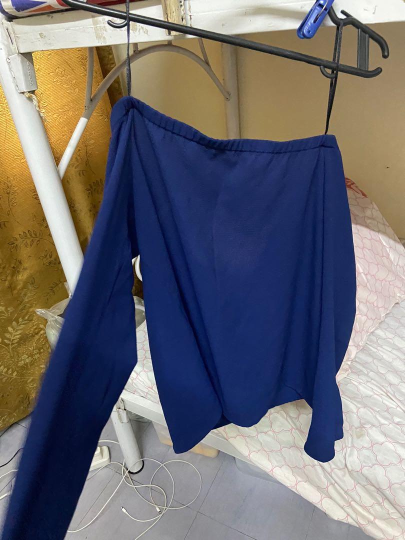 Urban Off Shoulder (Category: Sleeveless) located in Manila. Submitted by secondasnew_ (Listing ID 279479478, Image 1). Description: Fits M-Semi Large.