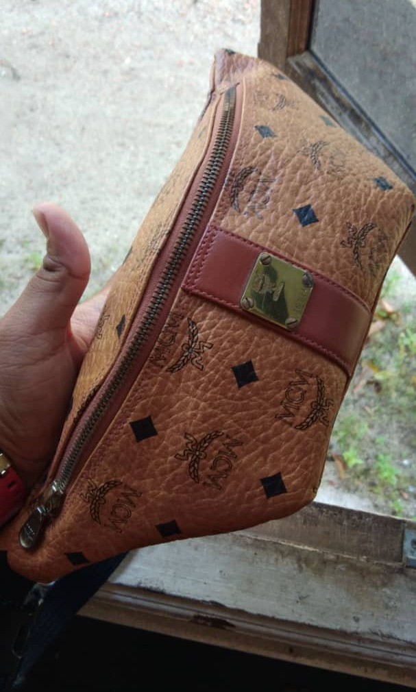 Handbag hotsell mcm original