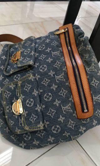 Preloved Louis Vuitton Bag Bags Wallets Carousell Malaysia