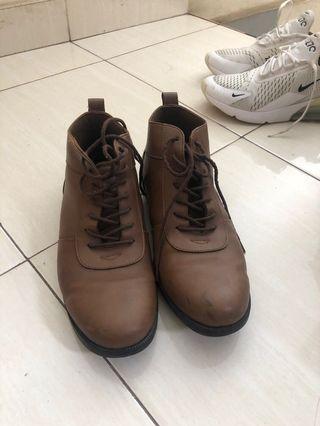 boots brodo