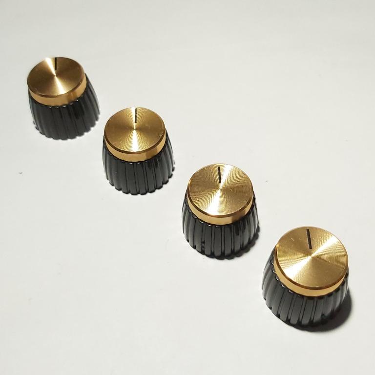 4 x Marshall Knobs - Gold (Category: Music Accessories) located in Singapore. Submitted by guitarra.mundial (Listing ID 279631716, Image 1). Description: Replacement for: Gold Marshall Amplifier Knobs 1 set of 4 pieces per pack. Fits all Classic and Gold series Marshall Amplifiers.
