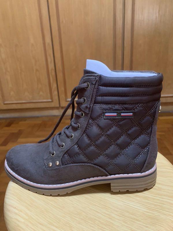 tommy hilfiger boots 2020