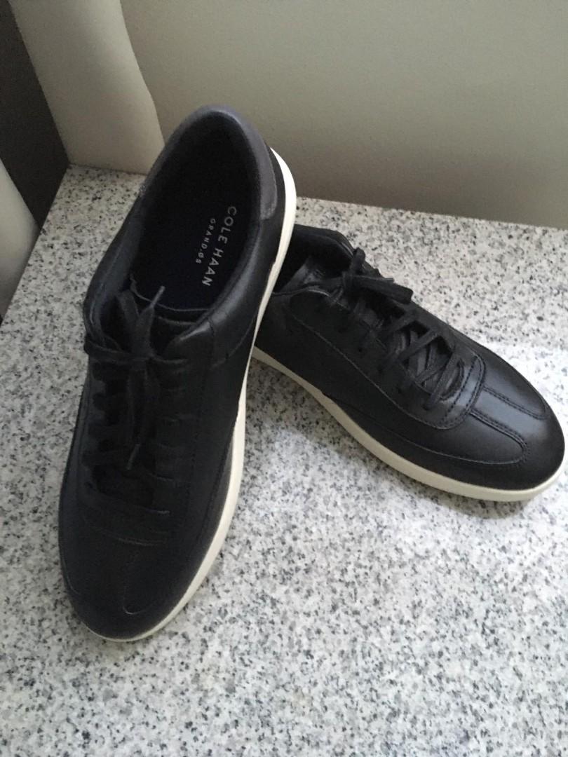 Cole haan black leather sneakers top