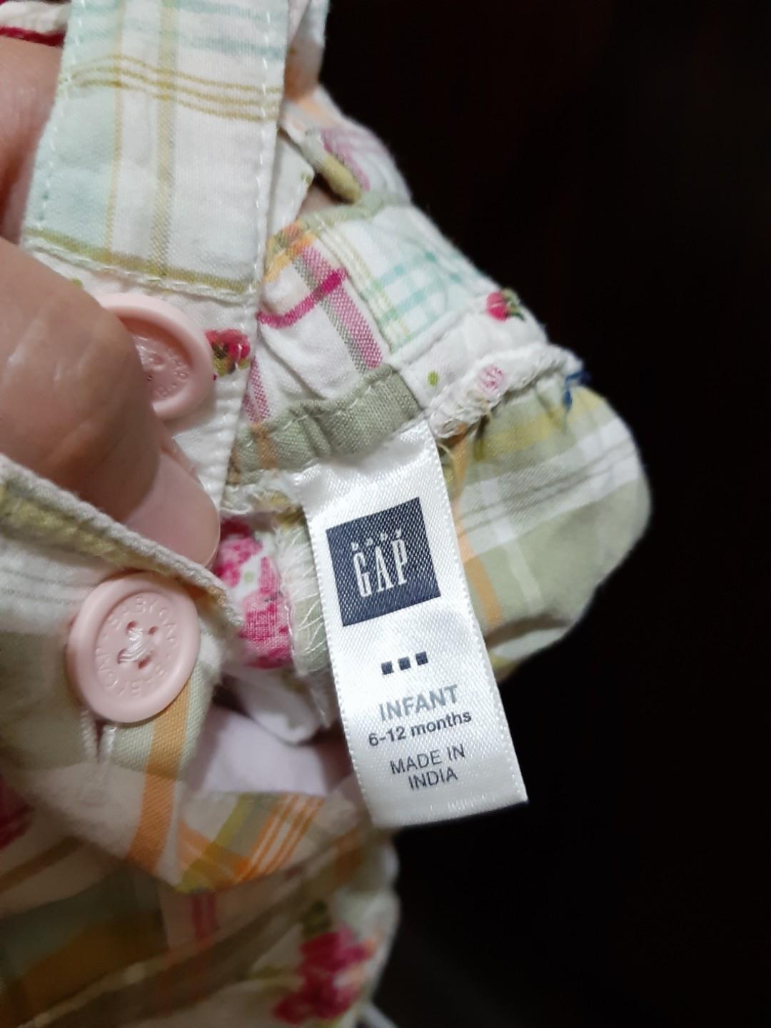 Gap floral jumper (Category: Babies & Kids Fashion) located in Quezon City. Submitted by pr3ttyvida (Listing ID 279644732, Image 2). Description: .