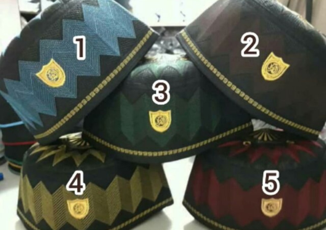 Kopiah Lelaki Men S Fashion Watches Accessories Caps Hats On Carousell