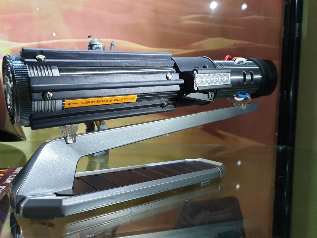 Legacy Lightsaber Hilt Display Stand Galaxy Edge Doc Ondars Star Wars