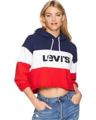 Levi's Cropped Hoodie, Women's Fashion, Clothes on Carousell