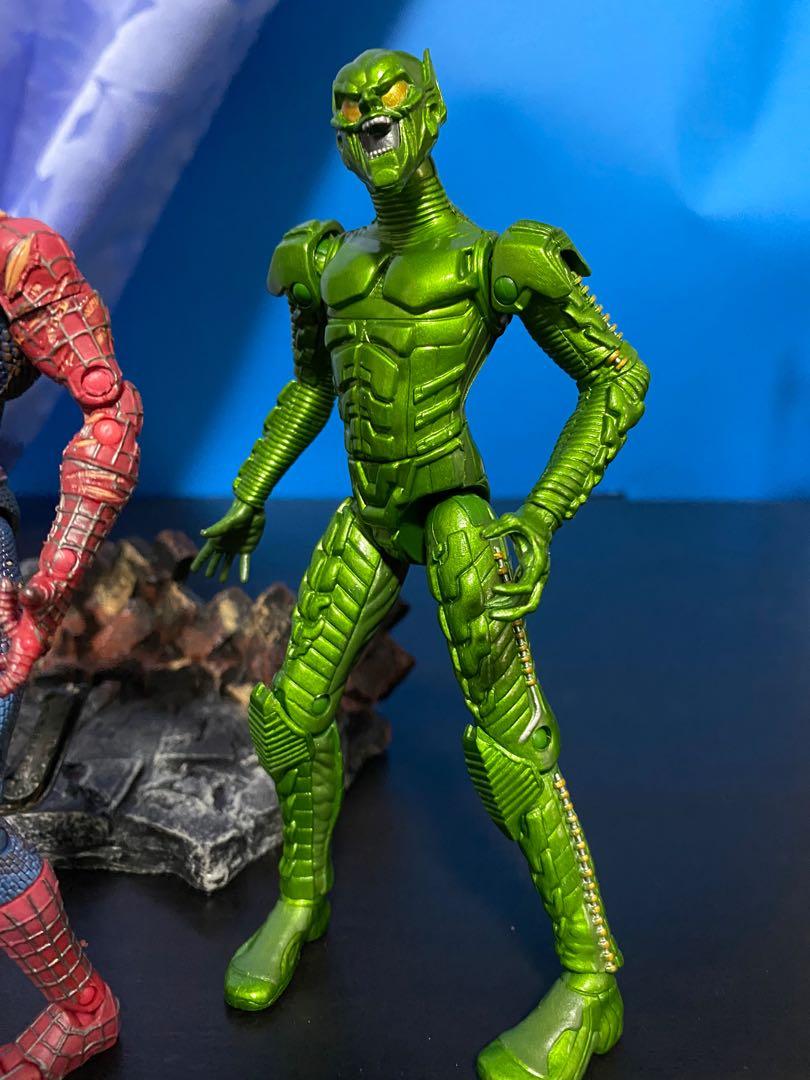 Marvel Legends Toybiz Spider-man & green goblin sam raimi, Hobbies & Toys,  Toys & Games on Carousell