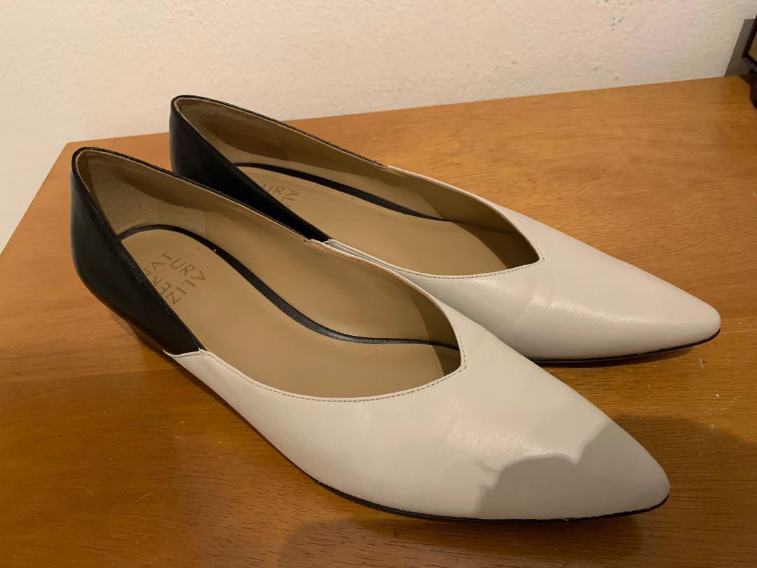 Naturalizer women s Betty pump 11M black white Women s Fashion Footwear Heels on Carousell