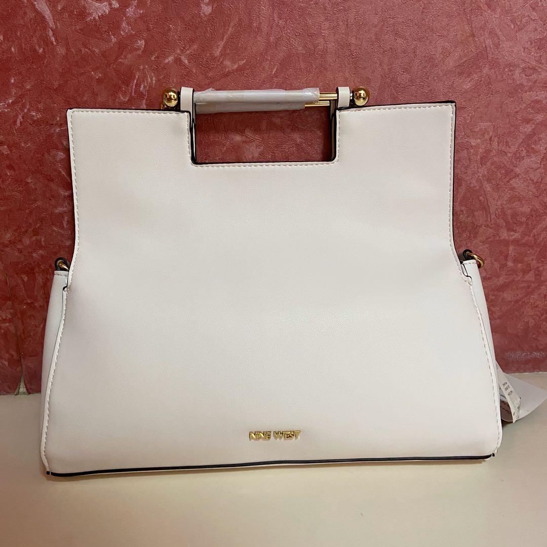 Nine west Kengie Crossbody (Category: Cross-body Bags) located in Las Pinas. Submitted by shopsticks (Listing ID 279700118, Image 2). Description: Brand new With removable sling.