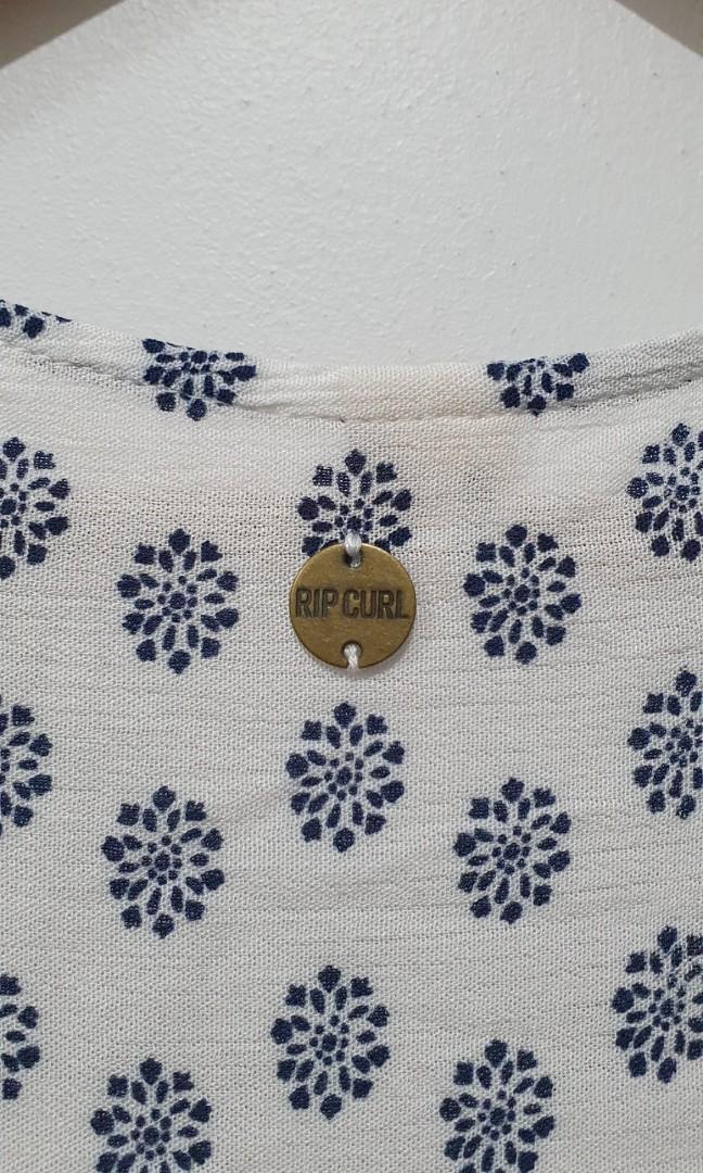 RIP CURL dress (Category: Dresses) located in Mandaluyong City. Submitted by xialeigh (Listing ID 279705369, Image 2). Description: used once size small rfs: decluttering.