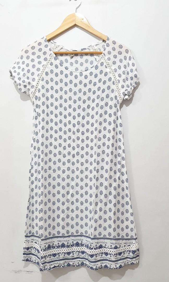 RIP CURL dress (Category: Dresses) located in Mandaluyong City. Submitted by xialeigh (Listing ID 279705369, Image 1). Description: used once size small rfs: decluttering.