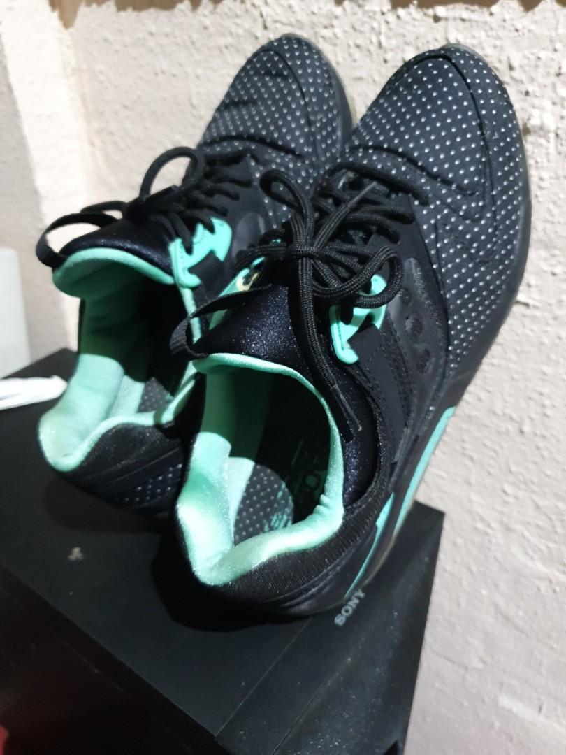 tiffany saucony