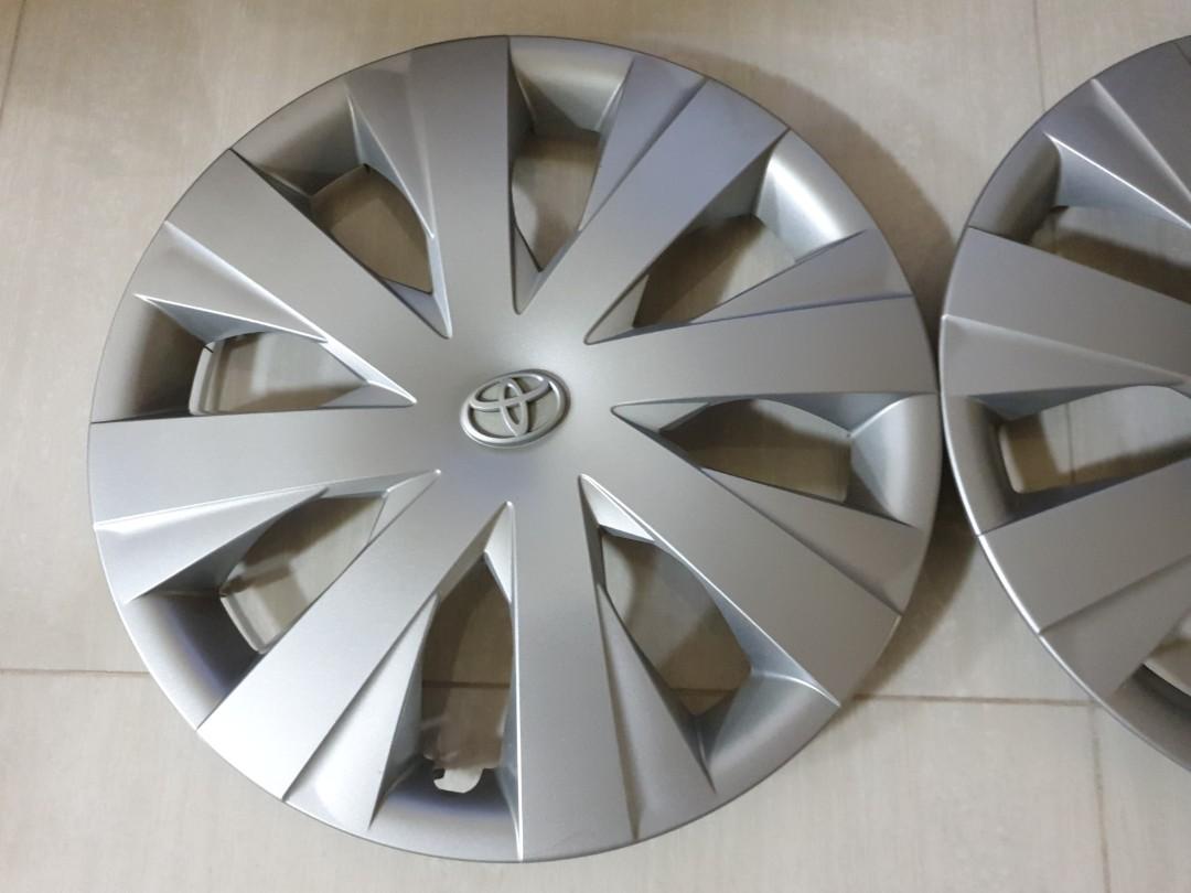 Toyota Corolla 15 inch Wheel Hub/Rim cover, Car Accessories, Tyres  Rims  on Carousell