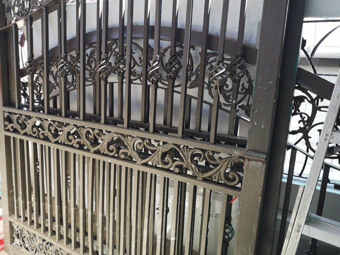 Used Iron Rod 10 Feet Gate And 5 Ft Iron Rod Fence 12 Ft Stainless used-iron-rod-10-feet-gate-and-5-ft-iron-rod-fence-12-ft-stainless