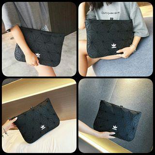 💥Adidas Original Sleeve 3D Clutch Bag/Adidas issey miyake clutch(promo price)