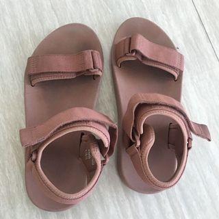 Uniqlo Sandals
