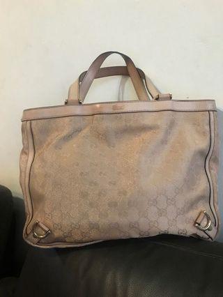Gucci 肩背包