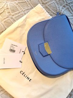 （分類：）位於 。 由 closetsalex 提交（商品編號 279834143，圖片 1）。簡介： 。