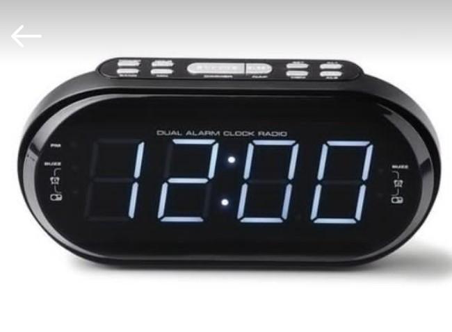Clock radio (Category: Clocks) located in Las Pinas. Submitted by jaziyah4 (Listing ID 279889379, Image 1). Description: like new. big display clock radio. 220v.