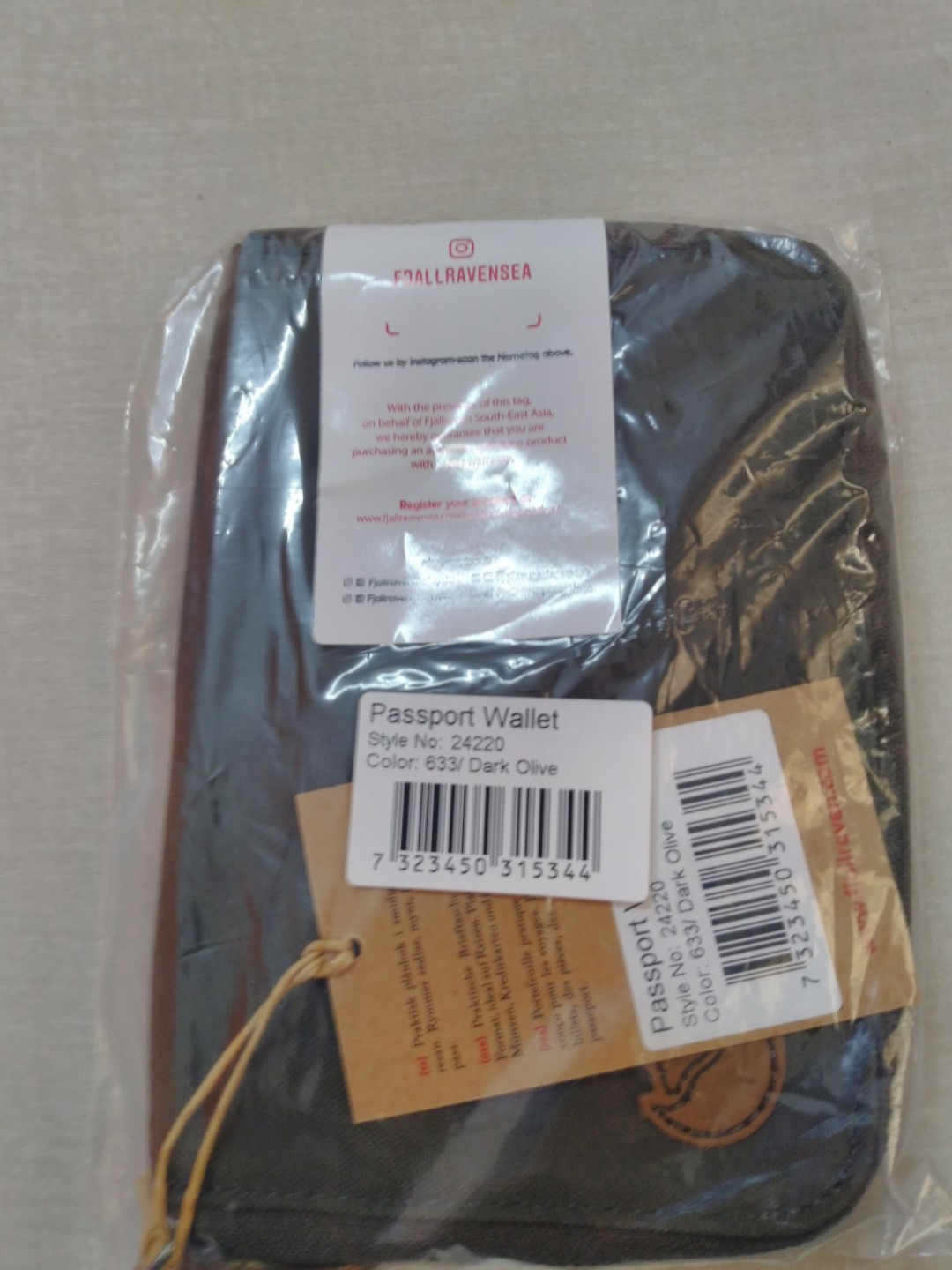 Fjallraven Kanken Passport Wallet, Men's Fashion, Watches & Accessories