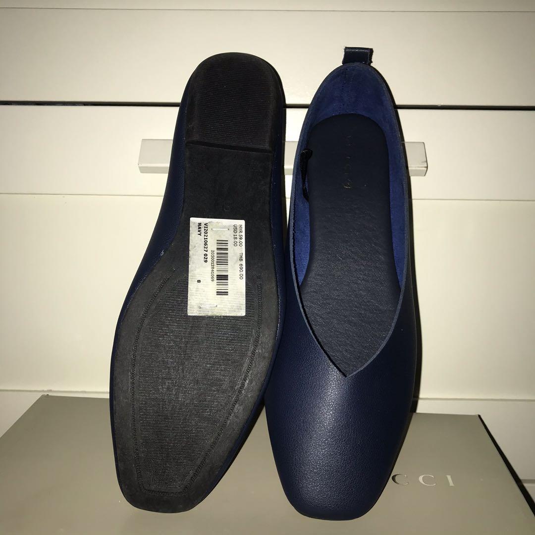 Flat shoes VINCCI, Women's Fashion, Footwear, Flats on Carousell