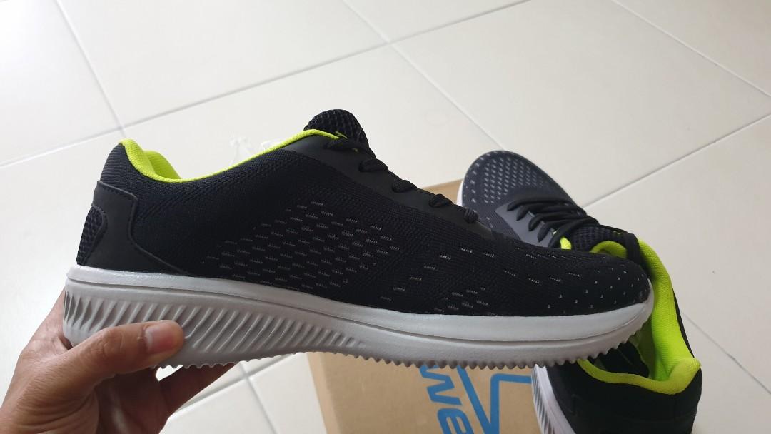 kasut hiking bata