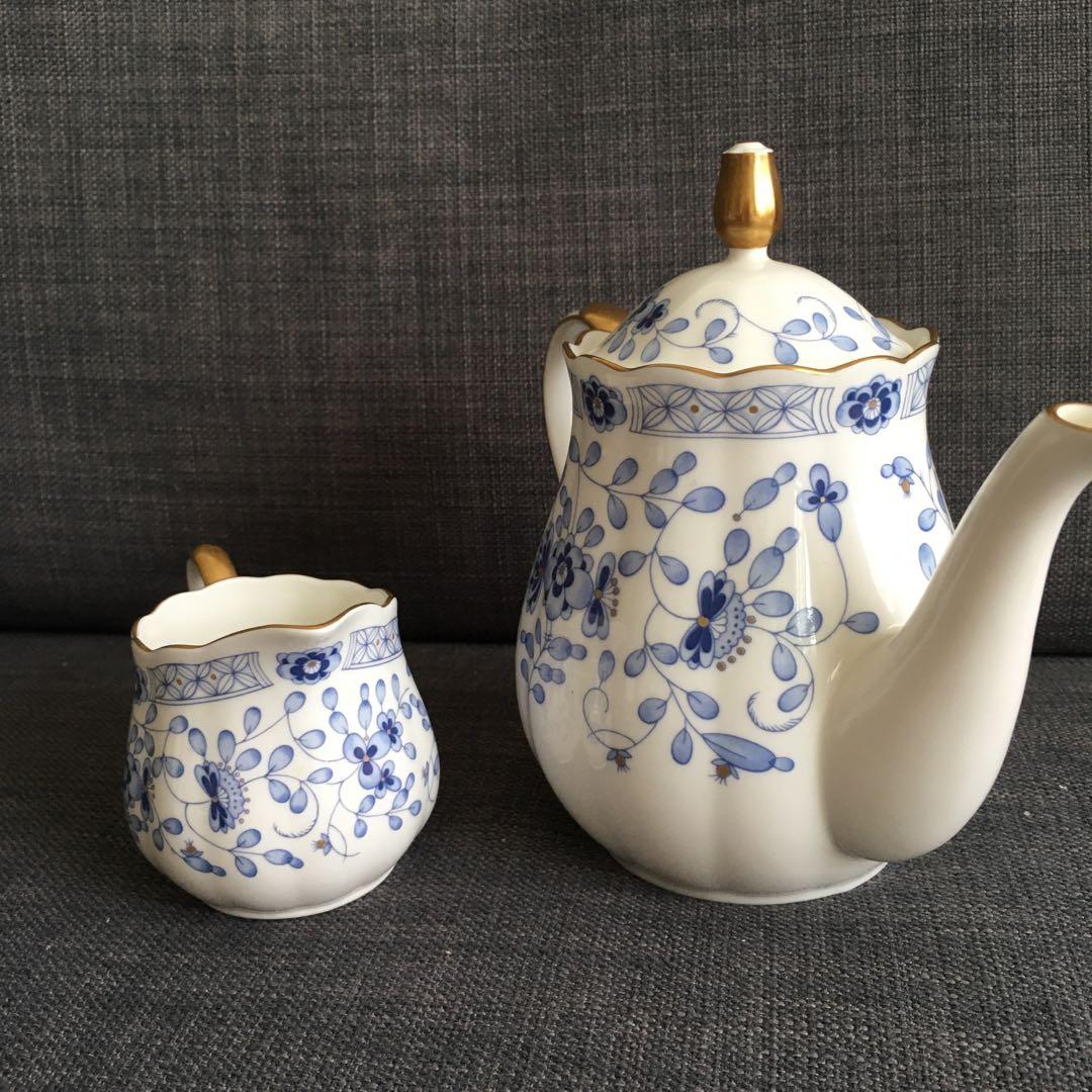 Narumi Milano Bone China Teapot with Milk Jar, Furniture & Home Living